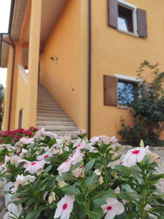 B&B Al Solito Posto Λ' Άκουιλα Εξωτερικό φωτογραφία