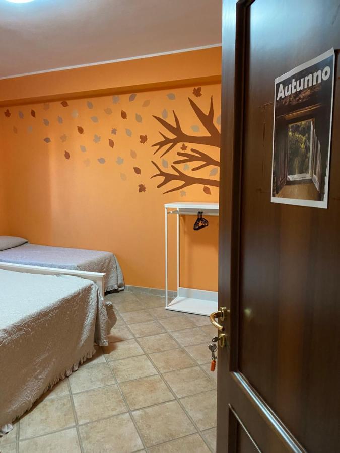 B&B Al Solito Posto Λ' Άκουιλα Εξωτερικό φωτογραφία